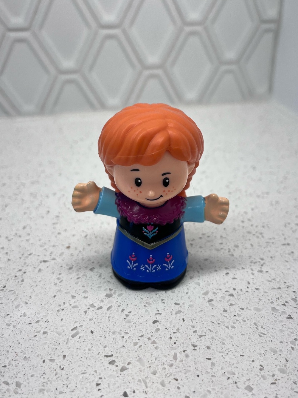 Fisher Price Little People Disney Frozen Princess Anna Figure Collectible